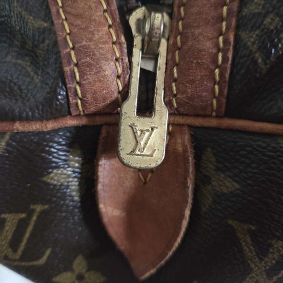 Louis Vuitton Brown Monogram Duffel Bag with Vachetta Leather - Picture 6 of 8